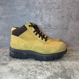 Nike ACG Suede Boots Womens sz 8.5